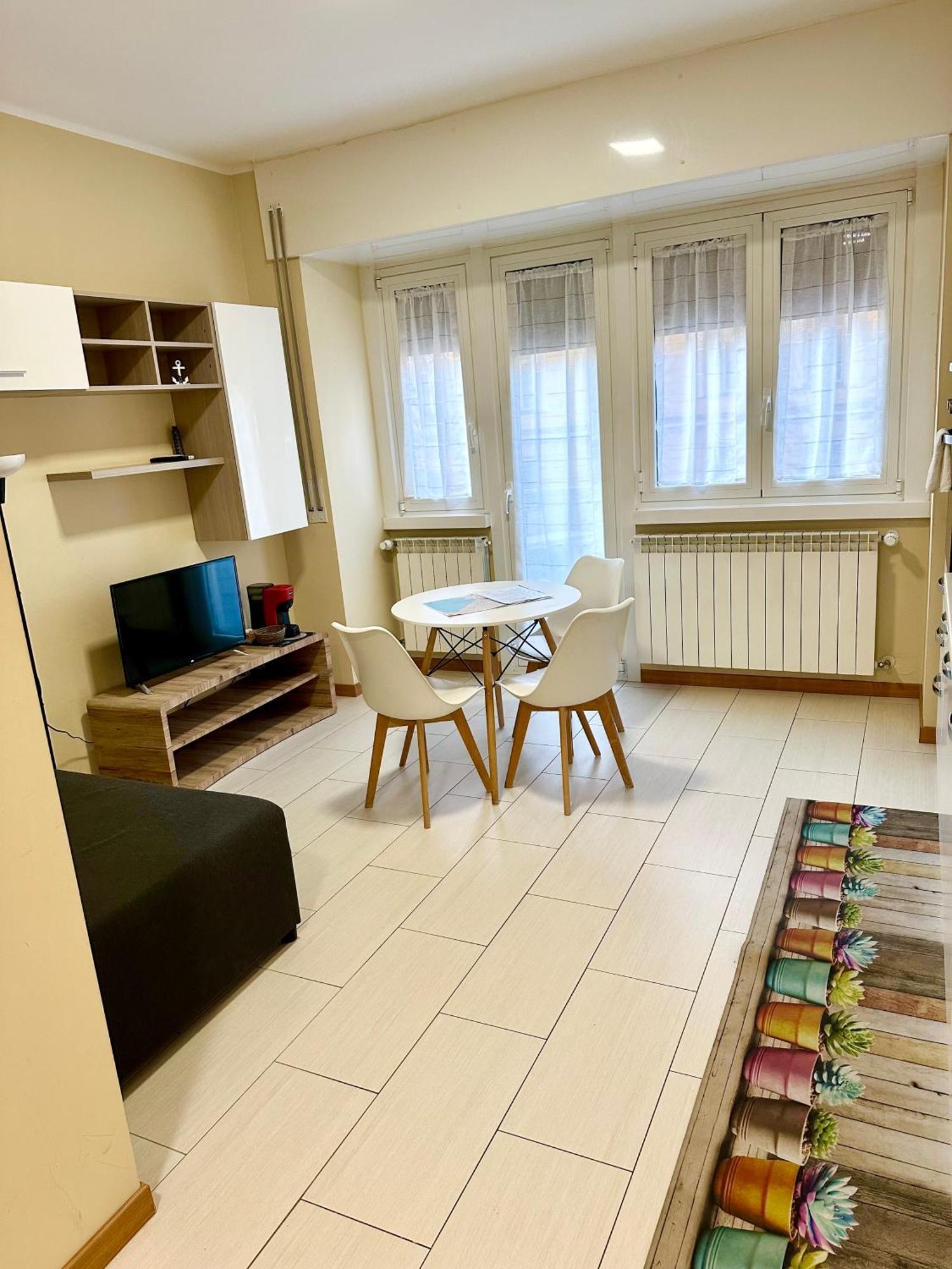 的里雅斯特Grab A Flat In Coroneo公寓式酒店 外观 照片